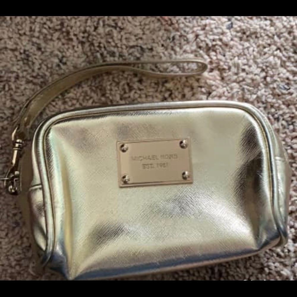 Michael Kors Wristlet
